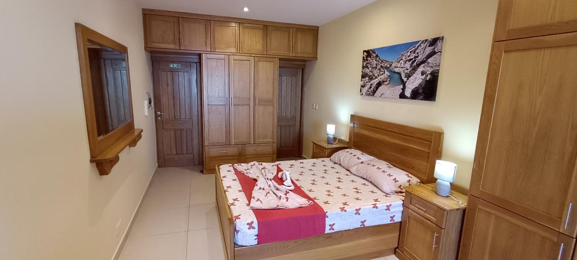 דירות Zebbug  Marsalforn Sea Front Studio מראה חיצוני תמונה